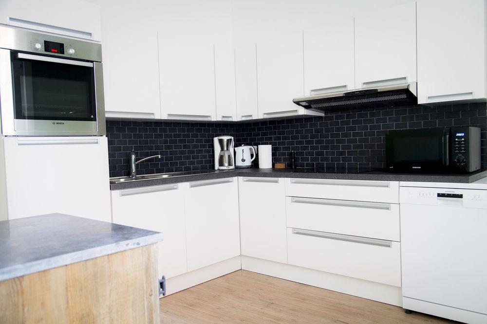 Two White Pigeons Villa Ипер Екстериор снимка